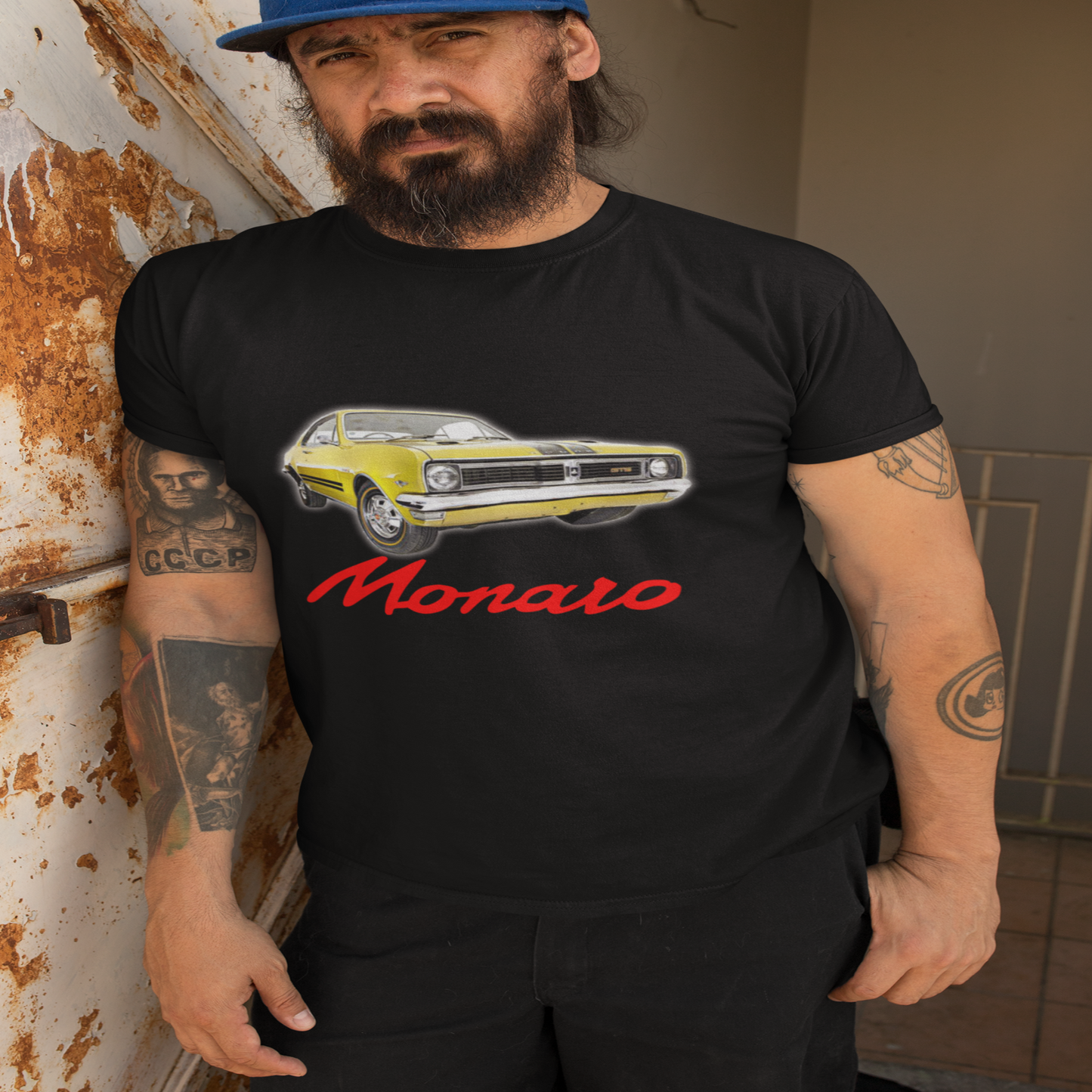 HT Monaro T-Shirt with FREE stubby holder